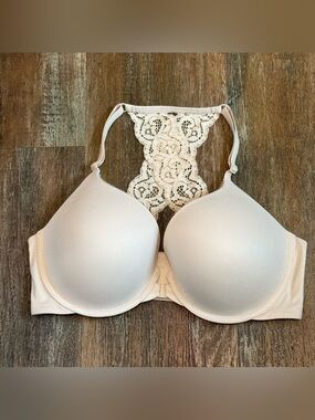 Victoria's Secret Body by Victoria Perfect Shape Lace Racerback Bra